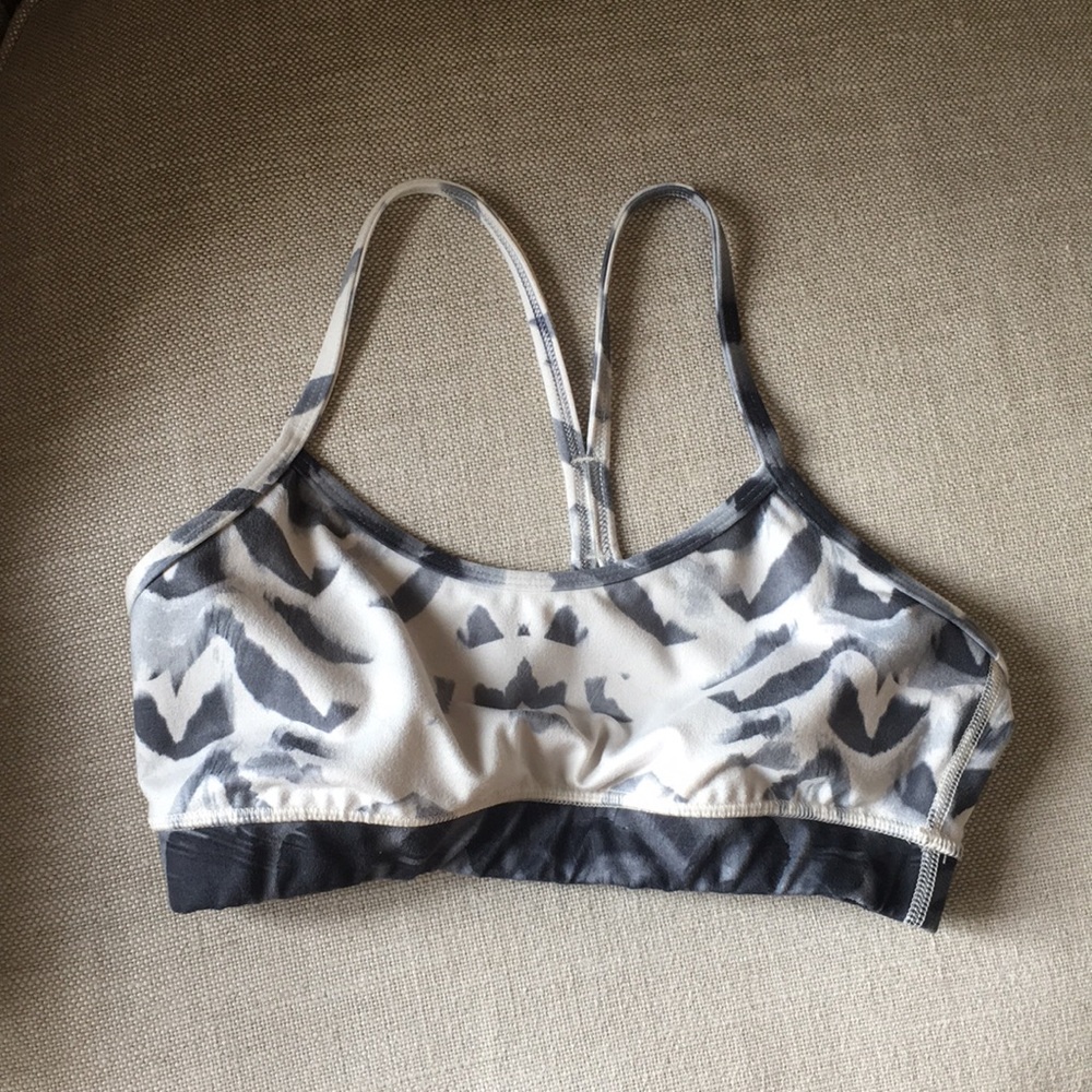 Lululemon flow y bra